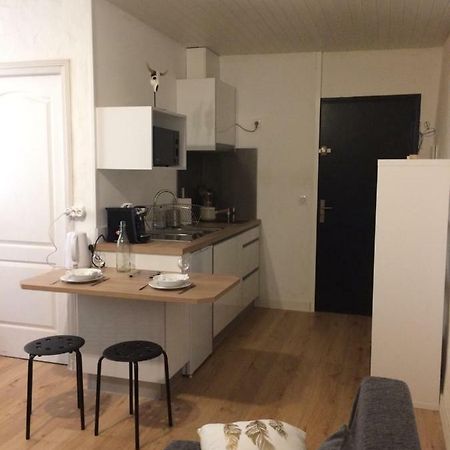 Sci Charcutiere 64 Apartment Байон Екстериор снимка