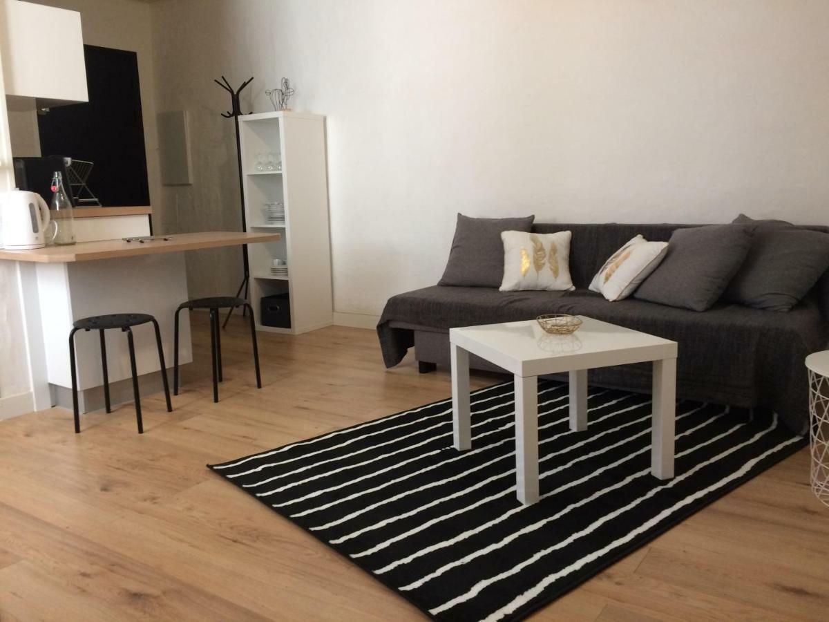 Sci Charcutiere 64 Apartment Байон Екстериор снимка